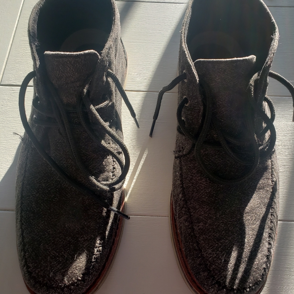 Toms chucca boots